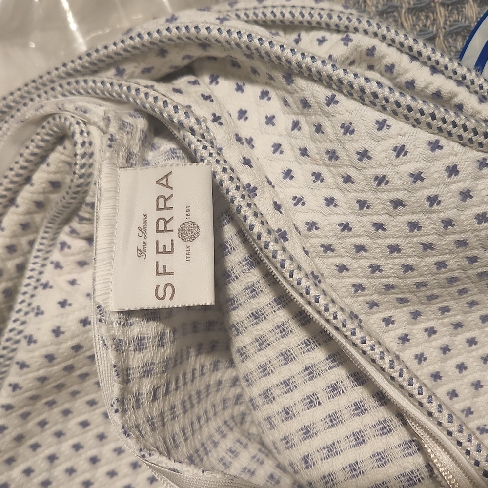 Sferra White and Blue Pillow 20x20 - Picture 5 of 6
